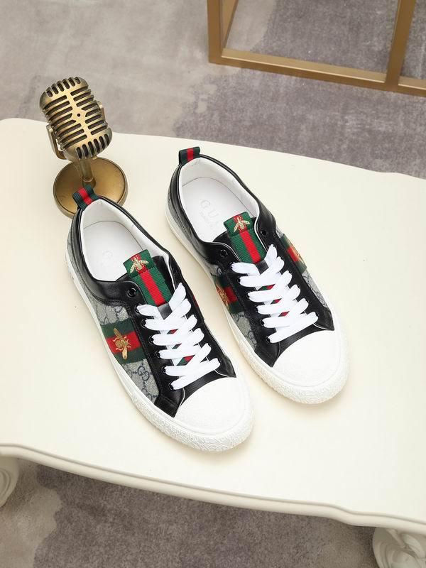 Gucci Men's Shoes 1022